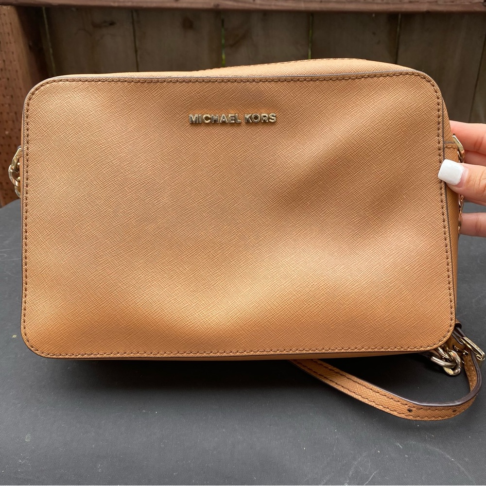 Michael Kors Jet Set East West Crossbody